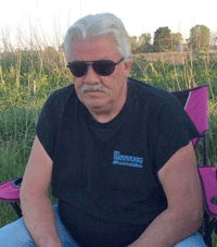 Knutson Jr., Charles (Chuck) L.