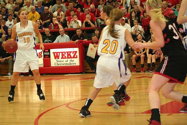 Eagles go the distance against Black Hawk